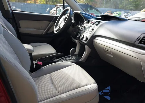 2014 Subaru Forester 2.5I z USA, uszkodzony, nr VIN JF2SJAAC0EH483455